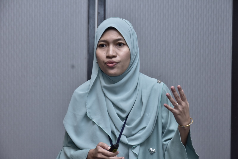 UKM 5228
